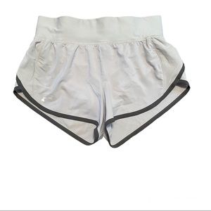 NWOT Under Armour Speedpocket Running Shorts